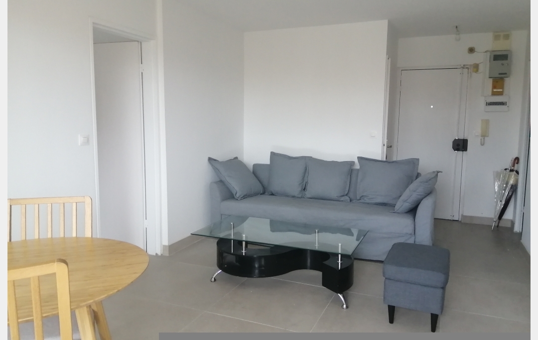 Annonces MARSEILLE 3EME : Appartement | MARSEILLE (13003) | 39 m2 | 740 € 